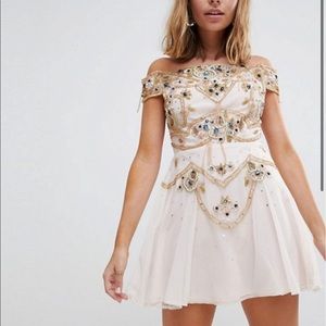 Mini dress beaded detail in Nude